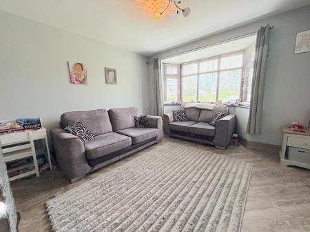 3 bedroom Semi-detached house for sale in Moorland Road, Chadsmoor, Cannock, WS11