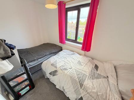 3 bedroom Semi-detached house for sale in Moorland Road, Chadsmoor, Cannock, WS11