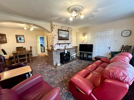 4 bedroom Semi-detached bungalow for sale in Arnotdale Drive, Pye Green, Cannock, WS12