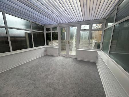 2 bedroom Terraced House to let in Blake Close, Cannock, WS11