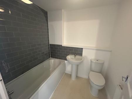 2 bedroom Terraced House to let in Blake Close, Cannock, WS11