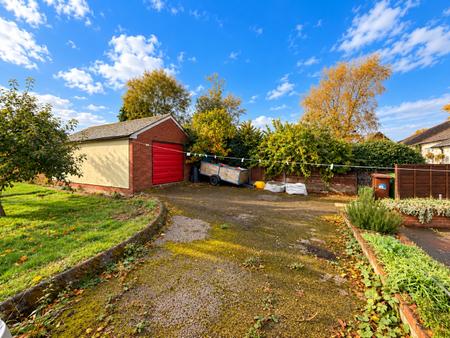 3 bedroom Semi-detached bungalow for sale in Moreton Street, Chadsmoor, Cannock, WS11