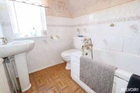 3 bedroom Detached house for sale in Clas Ty Gelli, Coed Y Cwm, Pontypridd, CF37