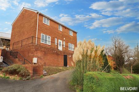 Hillside View, Graigwen, Pontypridd, CF37