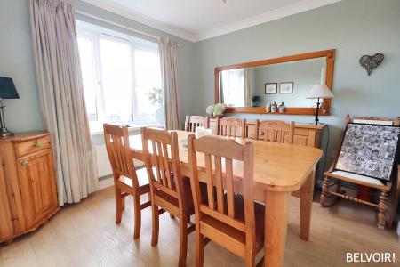 4 bedroom Detached house for sale in Hillside View, Graigwen, Pontypridd, CF37