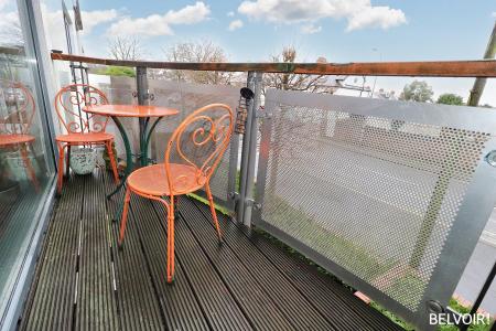 2 bedroom Flat for sale in Pantbach Road, Rhiwbina, Cardiff, CF14