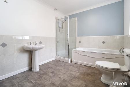 3 bedroom Terraced House to let in Cilfynydd Road, Cilfynydd, Pontypridd, CF37