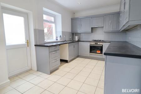 3 bedroom Terraced House to let in Cilfynydd Road, Cilfynydd, Pontypridd, CF37