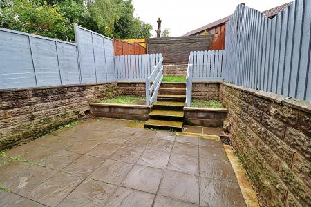 2 bedroom Terraced House to let in Heol Bryn Heulog, Llantwit Fardre, Pontypridd, CF38