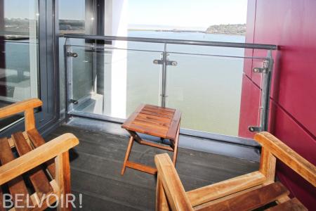 1 bedroom Flat for sale in Prospect Place, Cardiff Bay, Cardiff, CF11