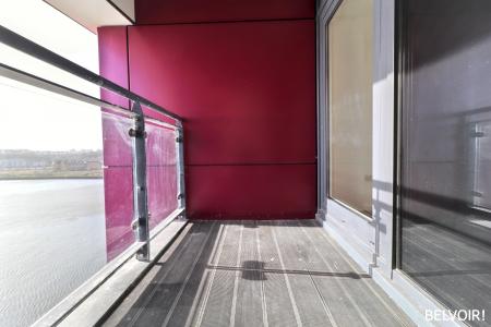 1 bedroom Flat for sale in Prospect Place, Cardiff Bay, Cardiff, CF11