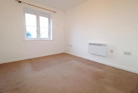 1 bedroom Flat to let in Heol Gruffydd, Rhydyfelin, Pontypridd, CF37