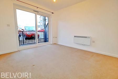 1 bedroom Flat to let in Heol Gruffydd, Rhydyfelin, Pontypridd, CF37