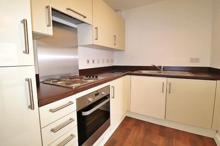 1 bedroom Flat to let in Heol Gruffydd, Rhydyfelin, Pontypridd, CF37