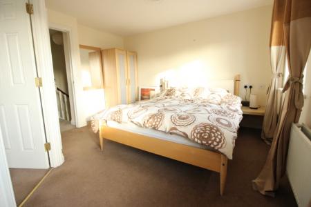 3 bedroom Town house to let in Heol Mynydd Bychan, Heath, Cardiff, CF14