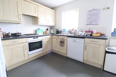 3 bedroom Town house to let in Heol Dewi Sant, Heath, Cardiff, CF14