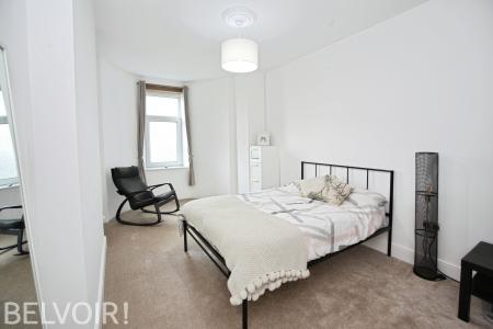 5 bedroom Detached house for sale in Merthyr Road, Pontypridd, CF37
