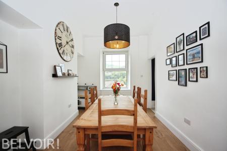5 bedroom Detached house for sale in Merthyr Road, Pontypridd, CF37