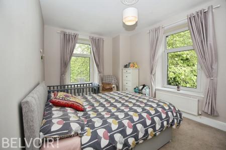 5 bedroom Detached house for sale in Merthyr Road, Pontypridd, CF37