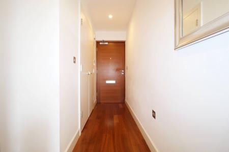 2 bedroom Flat to let in The Hayes, Cardiff, CF10