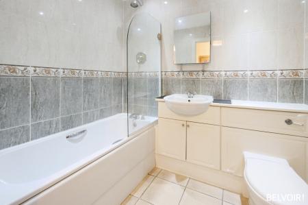 2 bedroom Apartment for sale in Mount Stuart Square, Cardiff Bay, Cardiff, CF10