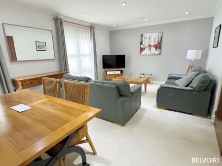 2 bedroom Apartment for sale in Mount Stuart Square, Cardiff Bay, Cardiff, CF10