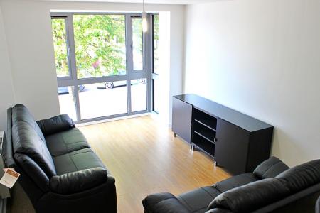 1 bedroom Flat to let in Cathays Terrace, Cathays, Cardiff, CF24