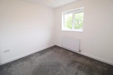 3 bedroom Semi-detached house to let in Clos Ty Melyn, Rhydyfelin, Pontypridd, CF37