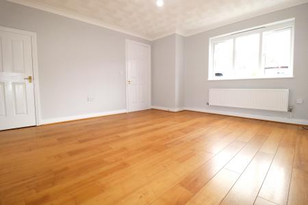 3 bedroom Semi-detached house to let in Clos Ty Melyn, Rhydyfelin, Pontypridd, CF37