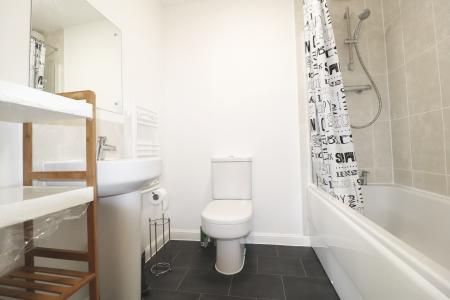 1 bedroom Flat for sale in Heol Gruffydd, Rhydyfelin, Pontypridd, CF37