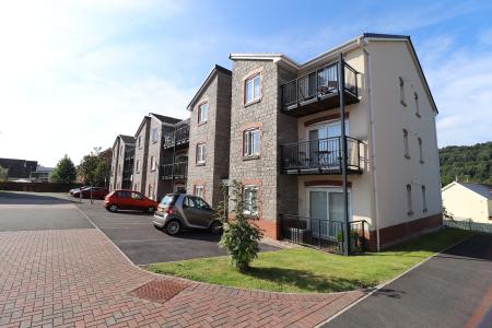 Heol Gruffydd, Rhydyfelin, Pontypridd, CF37