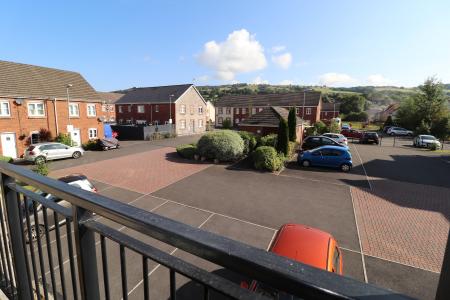 1 bedroom Flat for sale in Heol Gruffydd, Rhydyfelin, Pontypridd, CF37