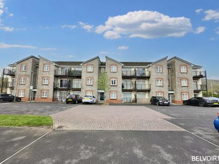 1 bedroom Flat for sale in Heol Gruffydd, Rhydyfelin, Pontypridd, CF37