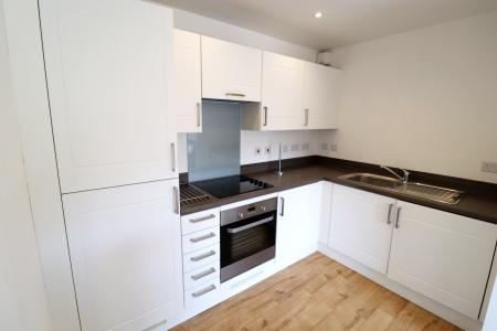 1 bedroom Flat for sale in Heol Gruffydd, Rhydyfelin, Pontypridd, CF37