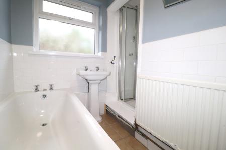 3 bedroom Terraced House to let in Compton Street, Grangetown, Cardiff, CF11