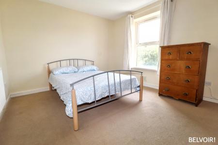 2 bedroom Flat for sale in Clive Street, Grangetown, Cardiff, CF11