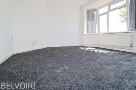 4 bedroom Semi-detached house to let in Archer Road, Cardiff, CF5