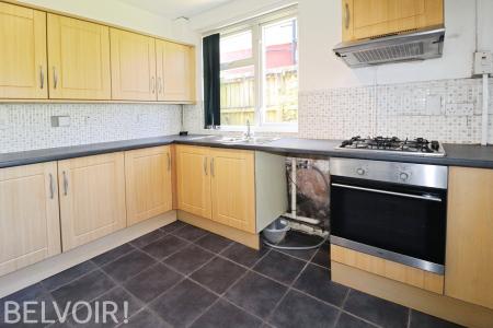 4 bedroom Semi-detached house to let in Archer Road, Cardiff, CF5