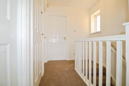3 bedroom Detached house to let in Rose Walk, Rogerstone, NP10
