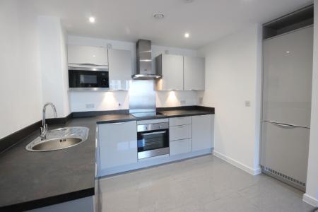 1 bedroom Flat to let in Davaar House, Ferry Court, Cardiff Bay, Cardiff, CF11