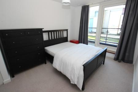 1 bedroom Flat to let in Davaar House, Ferry Court, Cardiff Bay, Cardiff, CF11