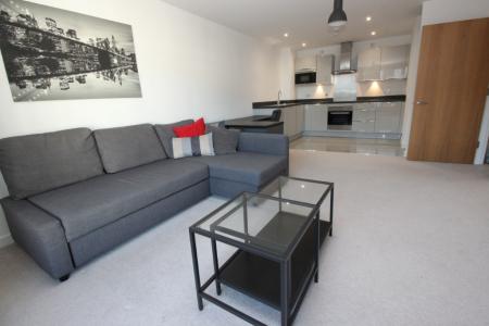 1 bedroom Flat to let in Davaar House, Ferry Court, Cardiff Bay, Cardiff, CF11