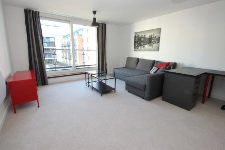 1 bedroom Flat to let in Davaar House, Ferry Court, Cardiff Bay, Cardiff, CF11