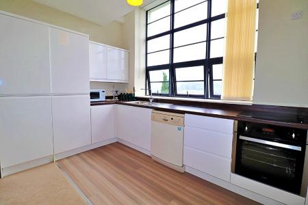 1 bedroom Flat to let in Pontypridd House, Tyfica Road, Graigwen, Pontypridd, CF37