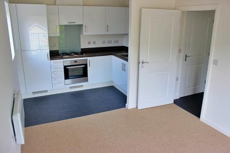 1 bedroom Flat to let in Heol Gruffydd, Rhydyfelin, Pontypridd, CF37