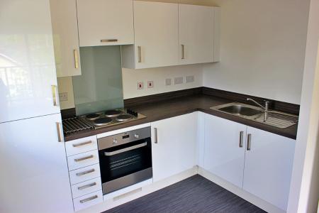 1 bedroom Flat to let in Heol Gruffydd, Rhydyfelin, Pontypridd, CF37
