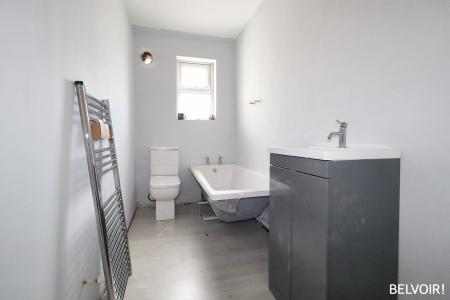 2 bedroom Flat to let in Cowbridge Road, Pontyclun, CF72