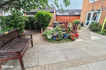 1 bedroom Retirement property for sale in Heol Hir, Llanishen, Cardiff, CF14