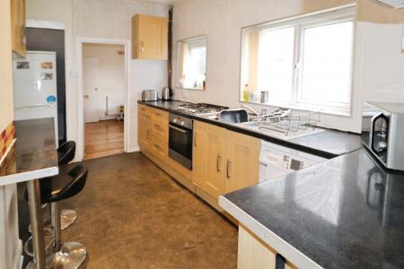 3 bedroom Terraced House to let in Dalton Street, Cathays, Cardiff, CF24