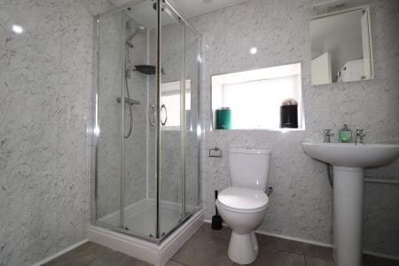 1 bedroom House share to let in Cambridge Street, Grangetown, Cardiff, CF11